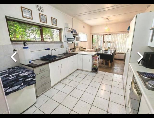 3 BEDROOM HOUSE FOR SALE IN CHURCHILL ESTATE